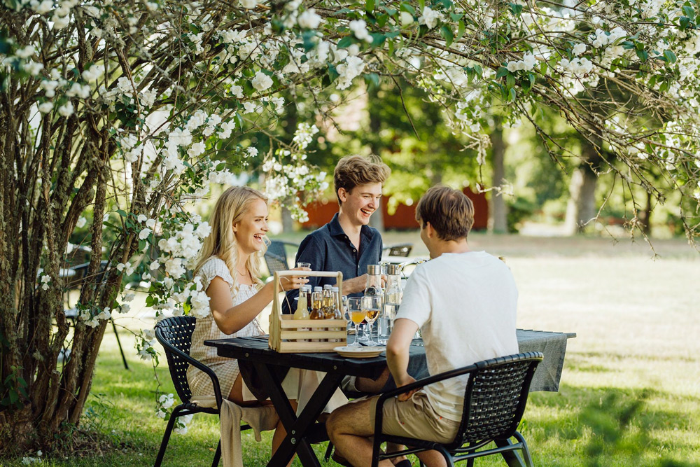 Boka ett sommarpaket på Wallby Säteri
